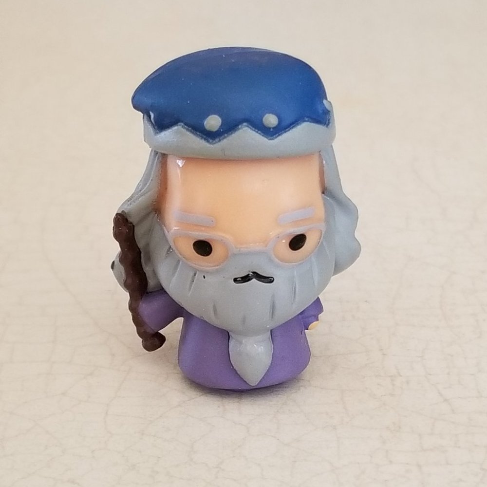 Harry Potter Professor Albus Dumbledore Cake Topper Play Figure New 1.5"